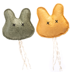 Nobleza žaislai su katžole...